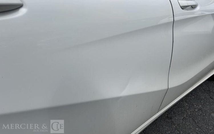 MERCEDES CLASSE B    BREAK BLANC DC-164-XR