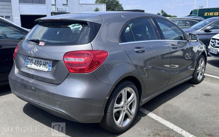 MERCEDES CLASSE A 1.5 180 CDI 110ch BLUEEFFICIENCY INSPIRATION 7G-DCT GRIS DD-489-HC
