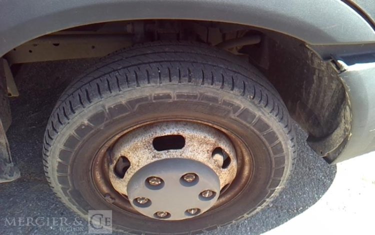 IVECO DAILY 35C13 2.3 LD 126 CV BENNE SIMPLE CABINE COFFRE ROUGE DE-045-KD