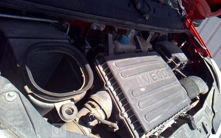 IVECO DAILY 35C13 2.3 LD 126 CV BENNE SIMPLE CABINE COFFRE ROUGE DE-045-KD
