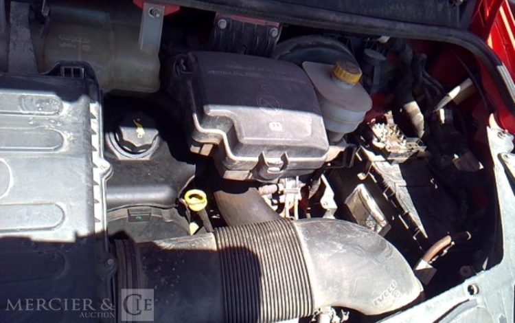 IVECO DAILY 35C13 2.3 LD 126 CV BENNE SIMPLE CABINE COFFRE ROUGE DE-045-KD