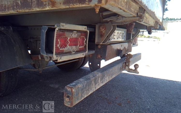 IVECO DAILY 35C13 2.3 LD 126 CV BENNE SIMPLE CABINE COFFRE ROUGE DE-045-KD