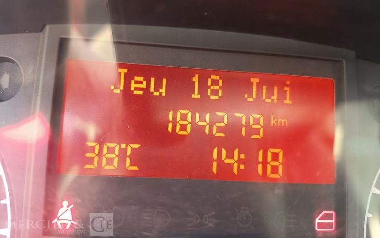 IVECO 35C  BENNE – SIMPLE CAB COFFRE  DE-209-KD
