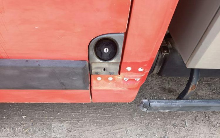 IVECO 35C  BENNE – SIMPLE CAB COFFRE  DE-209-KD