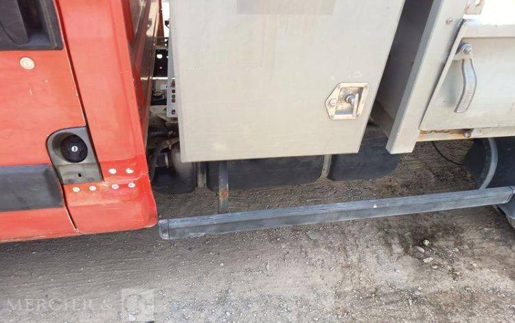 IVECO 35C  BENNE – SIMPLE CAB COFFRE  DE-209-KD