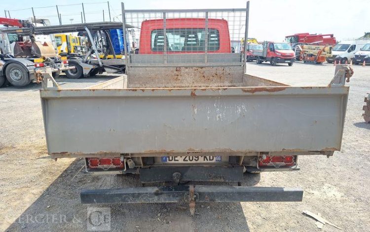 IVECO 35C  BENNE – SIMPLE CAB COFFRE  DE-209-KD