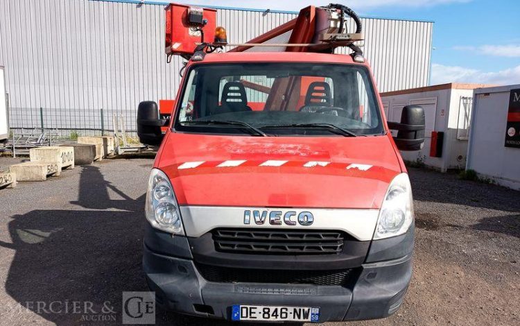 MULTITEL DAILY 35S11 ANEC NACELLE MULTITEL MT202DS – 20 M – 5505 HEURES – ANNEE 2014 ROUGE DE-846-NW