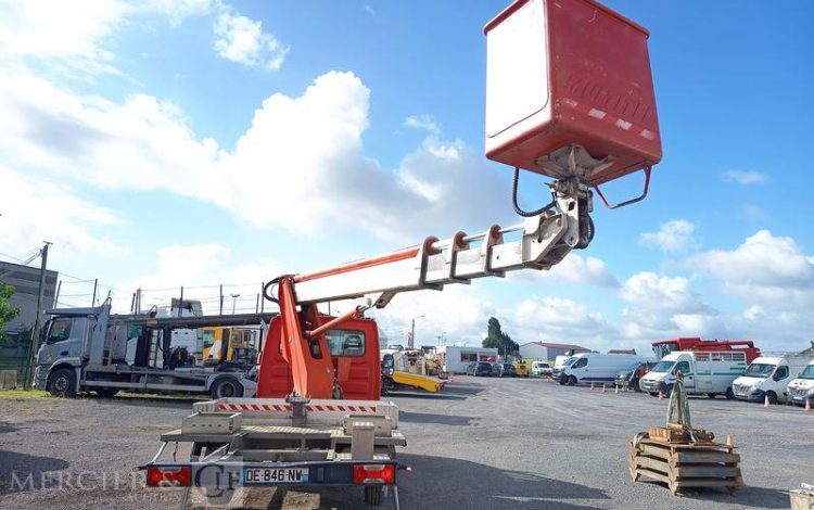 MULTITEL DAILY 35S11 ANEC NACELLE MULTITEL MT202DS – 20 M – 5505 HEURES – ANNEE 2014 ROUGE DE-846-NW