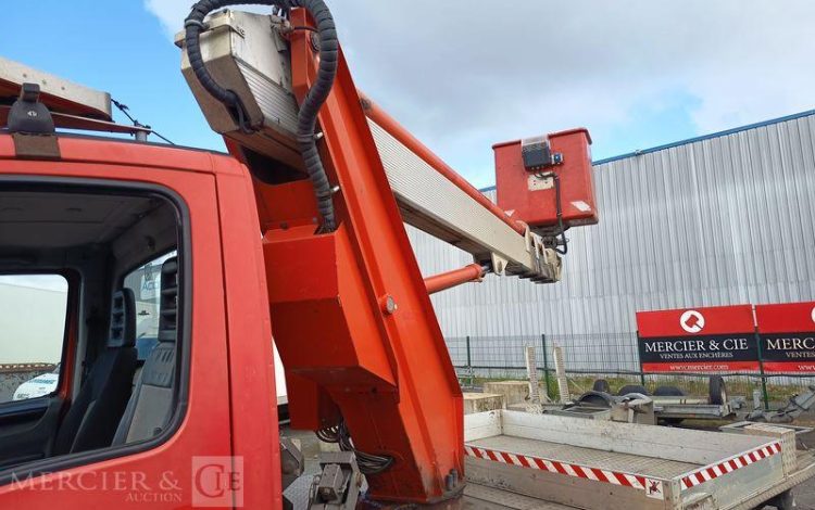 MULTITEL DAILY 35S11 ANEC NACELLE MULTITEL MT202DS – 20 M – 5505 HEURES – ANNEE 2014 ROUGE DE-846-NW