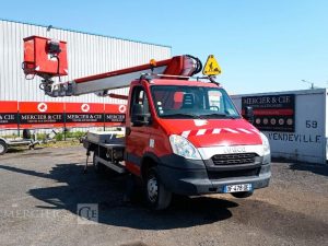IVECO DAILY NACELLE 20M SUR VL LEGER  DF-478-QE