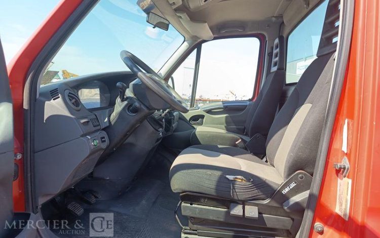 IVECO DAILY NACELLE 20M SUR VL LEGER  DF-478-QE