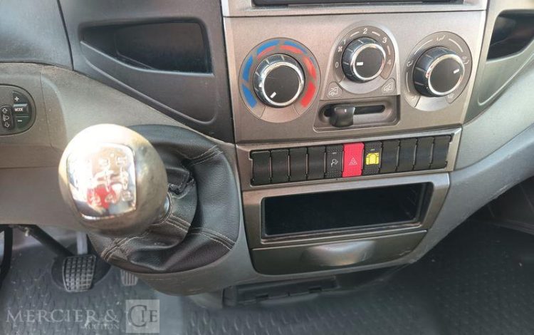 IVECO DAILY NACELLE 20M SUR VL LEGER  DF-478-QE