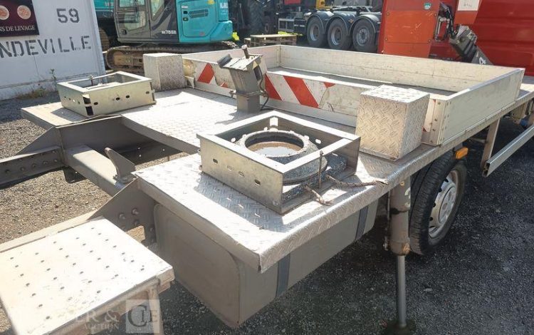 IVECO DAILY NACELLE 20M SUR VL LEGER  DF-478-QE