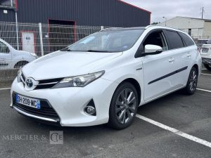 TOYOTA AURIS TOURING-SPORTS 1.8 HSD 136ch MHEV DYNAMIC BVA BLANC DH-209-MC