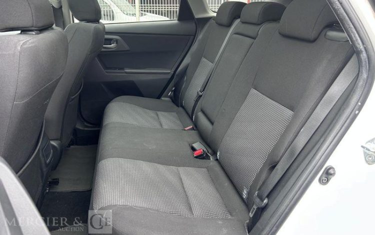 TOYOTA AURIS TOURING-SPORTS 1.8 HSD 136ch MHEV DYNAMIC BVA BLANC DH-209-MC