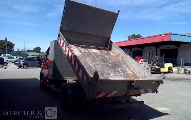 IVECO 35C13 BENNE SIMPLE CABINE COFFRE ROUGE DH-937-PM