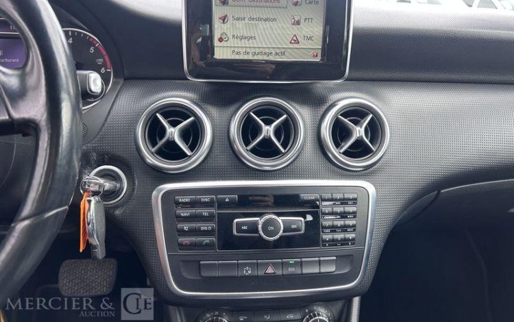 MERCEDES CLASSE A 1.5 180 CDI 110ch BLUEEFFICIENCY INSPIRATION 7G-DCT NOIR DK-329-HK
