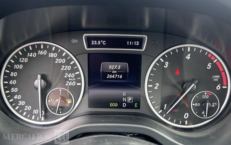 MERCEDES CLASSE A 1.5 180 CDI 110ch BLUEEFFICIENCY INSPIRATION 7G-DCT NOIR DK-329-HK