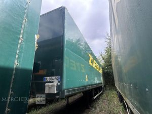 TROUILLET SREM FOURGON 2 ESSIEUX 27T RIDEAU FIT – PLUS DE TOIT VERT DL-364-RQ