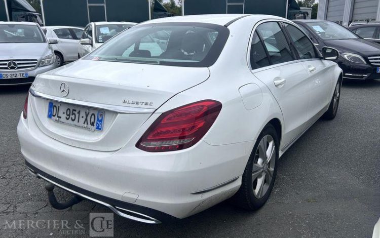 MERCEDES CLASSE C BLANC DL-951-XQ