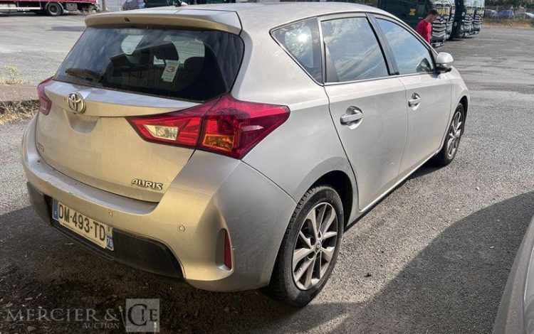 TOYOTA AURIS 1.4 D4D 90ch DYNAMIC  DM-493-TD