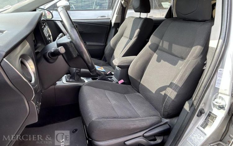 TOYOTA AURIS 1.4 D4D 90ch DYNAMIC  DM-493-TD