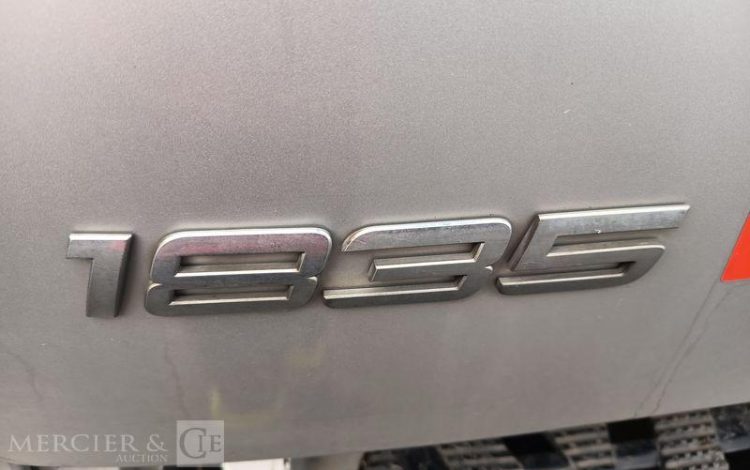 MERCEDES ANTOS 1835 PORTE 5 VOITURES – DIESEL – PTAC : 19 TONNES – 386257 KMS – ANNEE GRIS DP-829-XL