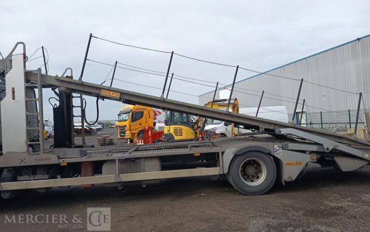 MERCEDES ANTOS 1835 PORTE 5 VOITURES – DIESEL – PTAC : 19 TONNES – 386257 KMS – ANNEE GRIS DP-829-XL