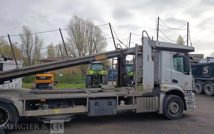 MERCEDES ANTOS 1835 PORTE 5 VOITURES – DIESEL – PTAC : 19 TONNES – 386257 KMS – ANNEE GRIS DP-829-XL