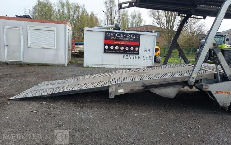 MERCEDES ANTOS 1835 PORTE 5 VOITURES – DIESEL – PTAC : 19 TONNES – 386257 KMS – ANNEE GRIS DP-829-XL