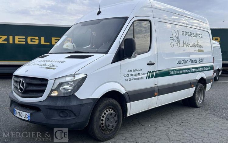 MERCEDES SPRINTER BLANC DV-160-JC