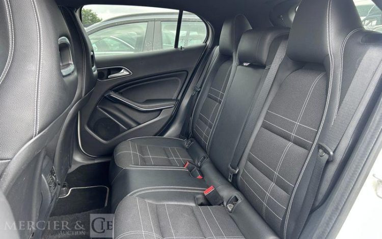 MERCEDES GLA 2.2 220 CDI 170ch SENSATION 4MATIC 7G-DCT BLANC DV-313-JE