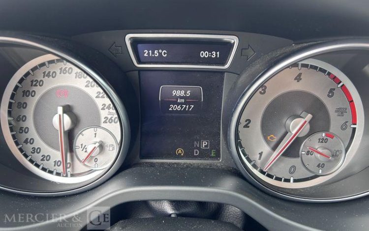 MERCEDES GLA 2.2 220 CDI 170ch SENSATION 4MATIC 7G-DCT BLANC DV-313-JE