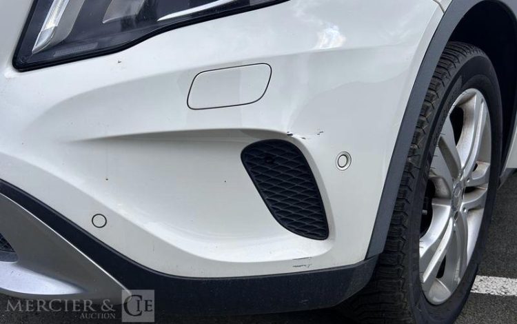 MERCEDES GLA 2.2 220 CDI 170ch SENSATION 4MATIC 7G-DCT BLANC DV-313-JE