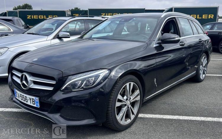 MERCEDES CLASSE C NOIR DV-556-YB