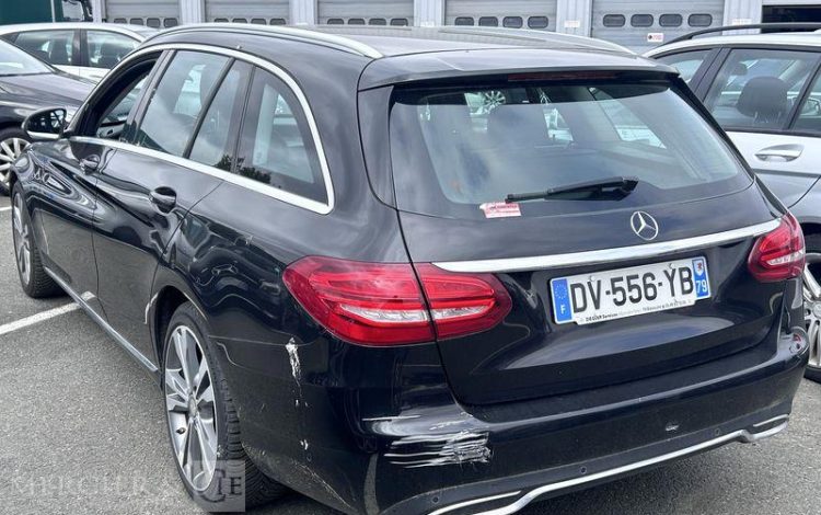 MERCEDES CLASSE C NOIR DV-556-YB