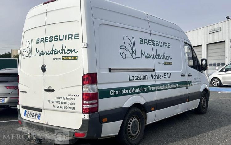 MERCEDES SPRINTER BLANC DV-678-WV