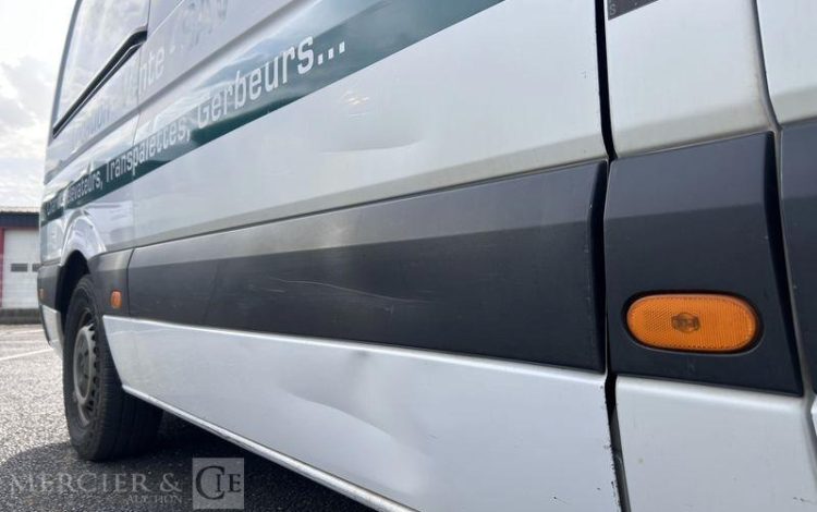 MERCEDES SPRINTER BLANC DV-678-WV