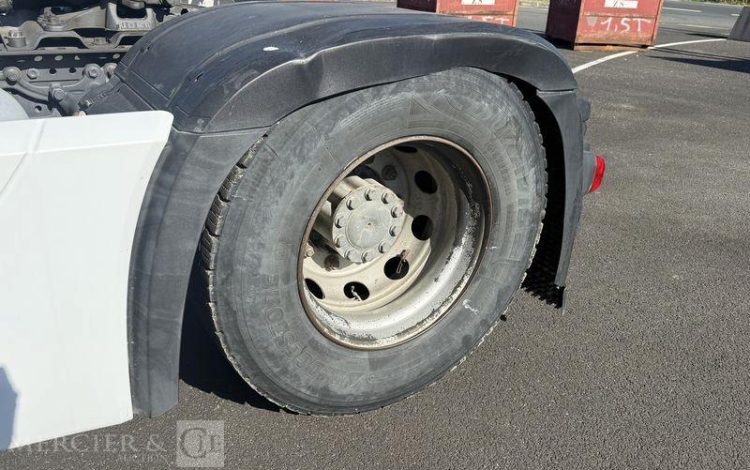 MERCEDES ACTROS BLANC DX-431-DY