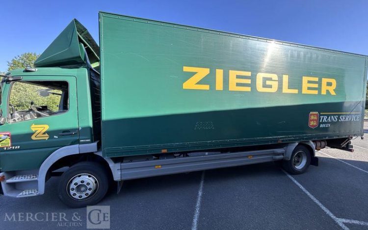 MERCEDES ATEGO 1218 VERT DY-797-XQ