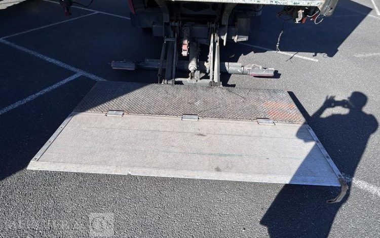MERCEDES ATEGO 1218 VERT DY-797-XQ