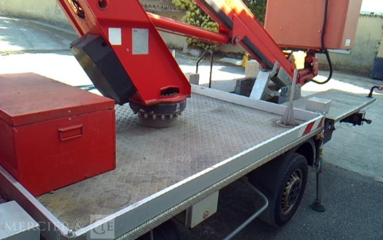 GSR 35S11 NACELLE 16M SUR VL LEGER  EC-909-NF