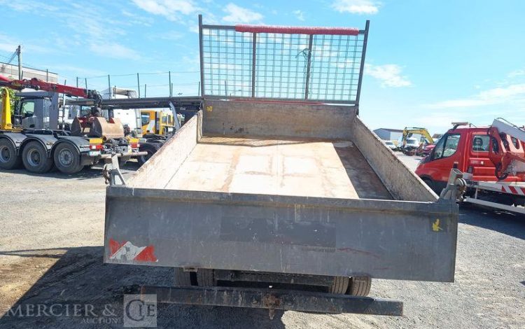 IVECO 35C13  BENNE SIMPLE CAB COFFRE  ED-227-GA