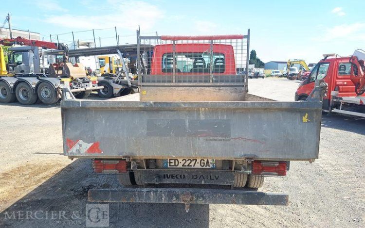 IVECO 35C13  BENNE SIMPLE CAB COFFRE  ED-227-GA