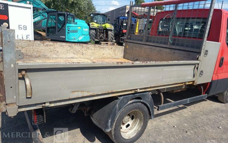IVECO 35C13  BENNE SIMPLE CAB COFFRE  ED-227-GA
