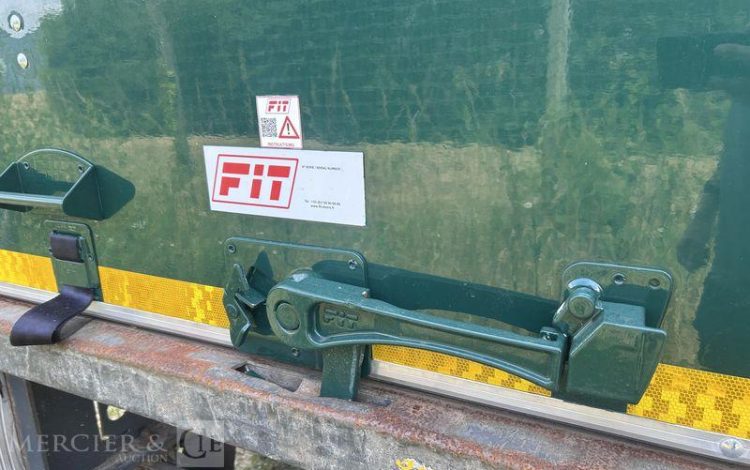 TROUILLET SREM FOURGON 3 ESSIEUX 38T RIDEAU FIT VERT EE-021-DZ