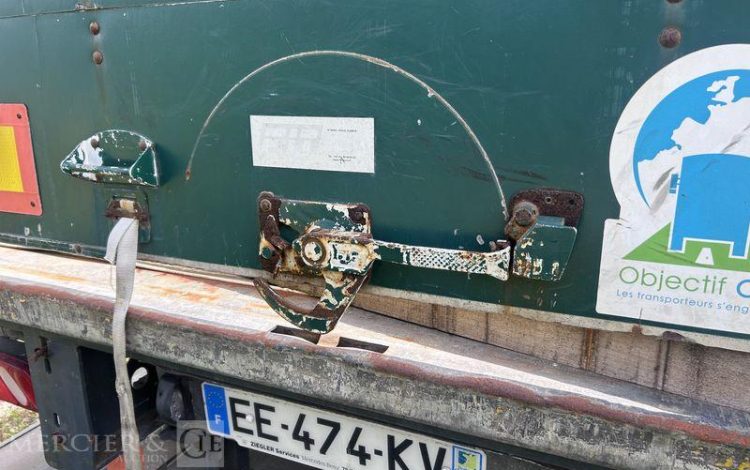 TROUILLET SREM FOURGON 3 ESSIEUX 38T RIDEAU FIT HAYON VERT EE-474-KV
