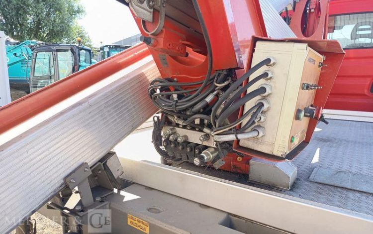 IVECO DAILY NACELLE 16M SUR VL LEGER  EG-700-QH