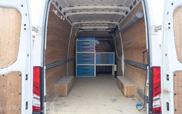 IVECO DAILY VI Fourgon 35S13 2.3 LD 16V BVR 126 cv Boîte auto – DIESEL – ANNEE 2016 BLANC EG-860-MX