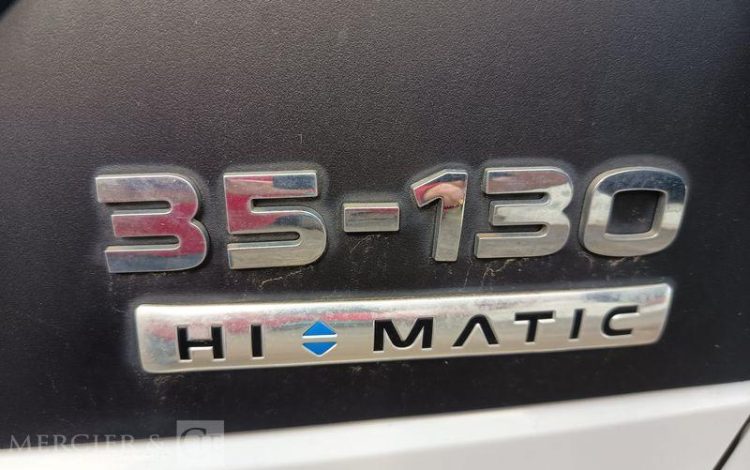 IVECO DAILY 35S13 2,3 D 116CH BOITE AUTO – DIESEL – 232028 KMS – ANNEE 2016 BLANC EG-865-MX